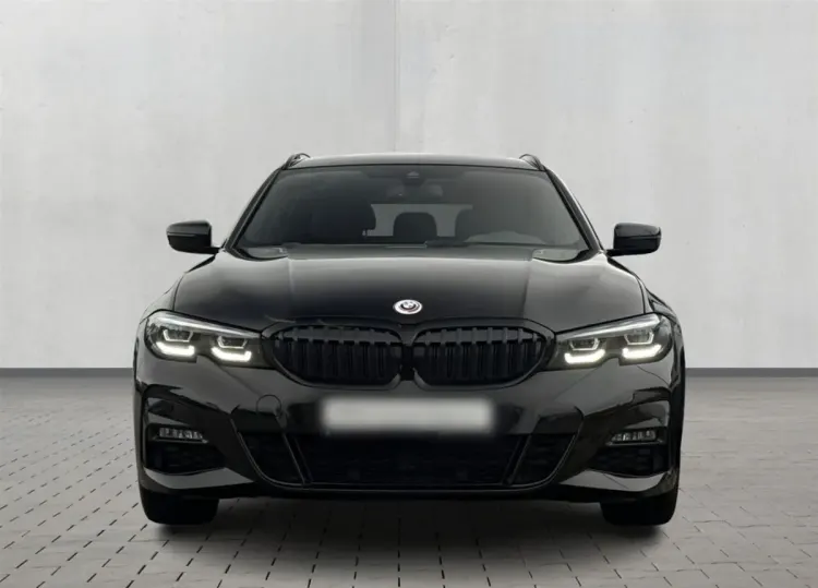 BMW Seria 3 330i xDrive M Sport sport-aut