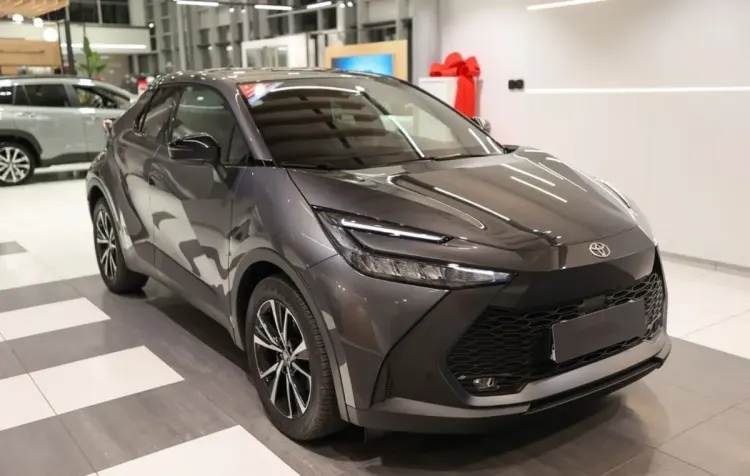 Toyota C-HR C-HR 2.0 Hybrid Dynamic Force Style