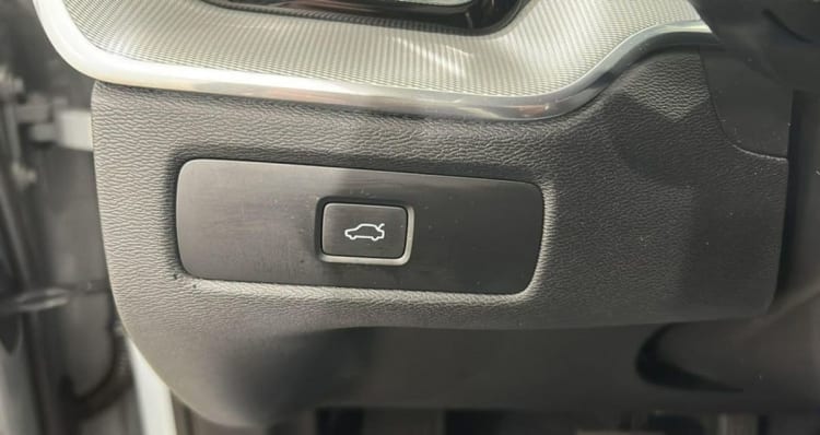 Volvo XC 60 XC 60 B4 D AWD Plus Dark aut