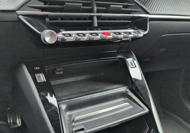 Peugeot 208 208 1.2 mHEV GT