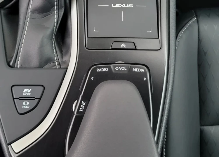 Lexus UX UX 250h GPF F Impression 2WD