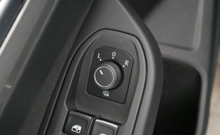 Volkswagen Golf Golf VIII 1.5 eTSI EVO Life DSG