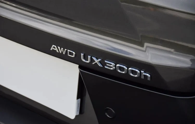 Lexus UX UX 300h F Sport Design AWD