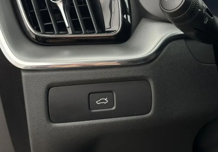 Volvo XC 60 XC 60 B5 B AWD Core aut