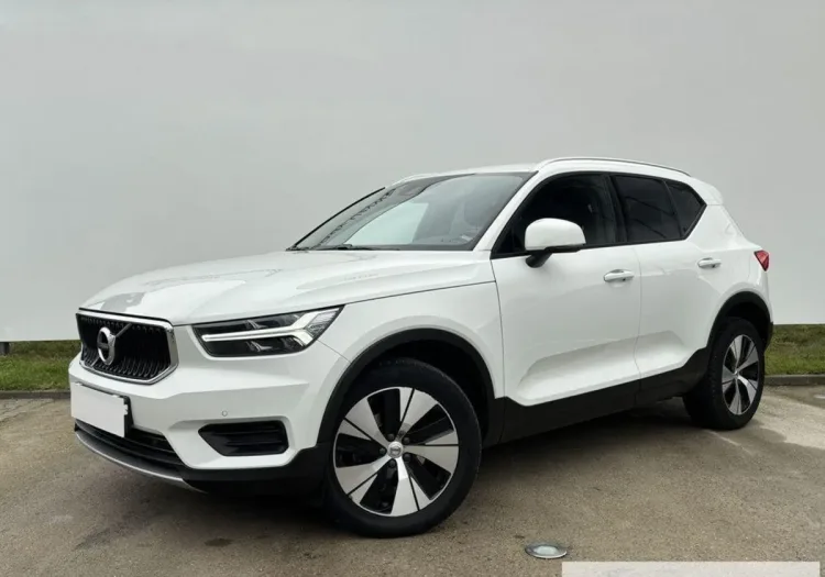 Volvo XC 40 XC 40 T3 Momentum Pro aut