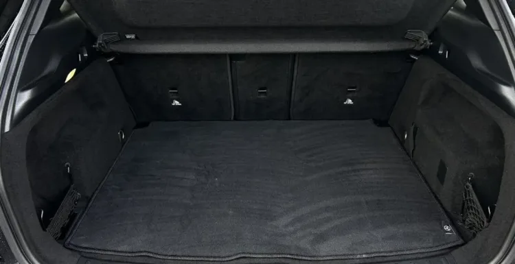 Mercedes-Benz GLA GLA 200 AMG Line