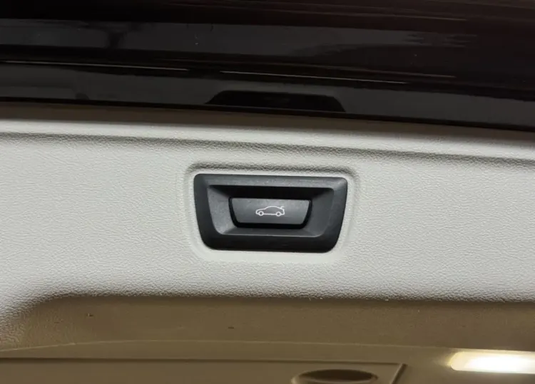 BMW Seria 3 318d mHEV aut