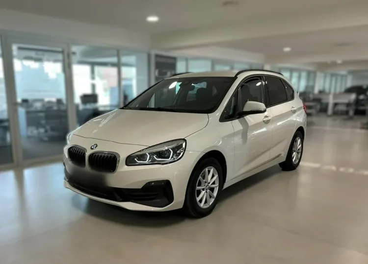 BMW Seria 2 220i GPF aut