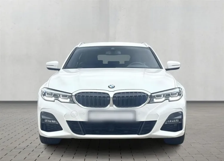 BMW Seria 3 320d xDrive mHEV aut