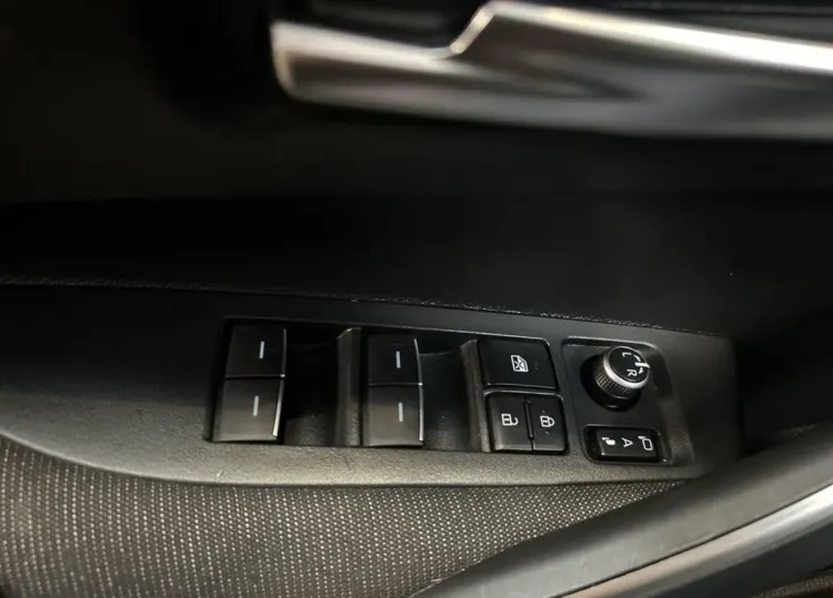 Toyota Corolla Corolla 1.8 Hybrid Style + LPG