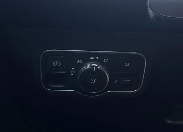 Mercedes-Benz GLB GLB 200 d 4-Matic AMG Line 8G-DCT