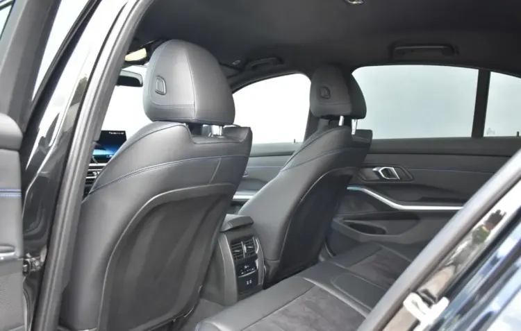 BMW Seria 3 320i xDrive M Sport sport-aut