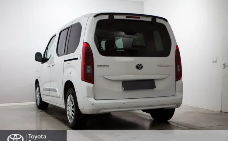 Toyota Proace City Proace City Verso 1.5 D-4D Business