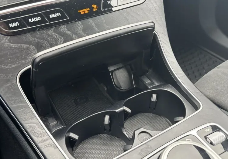 Mercedes-Benz Klasa C C 200 4MATIC 9G-TRONIC