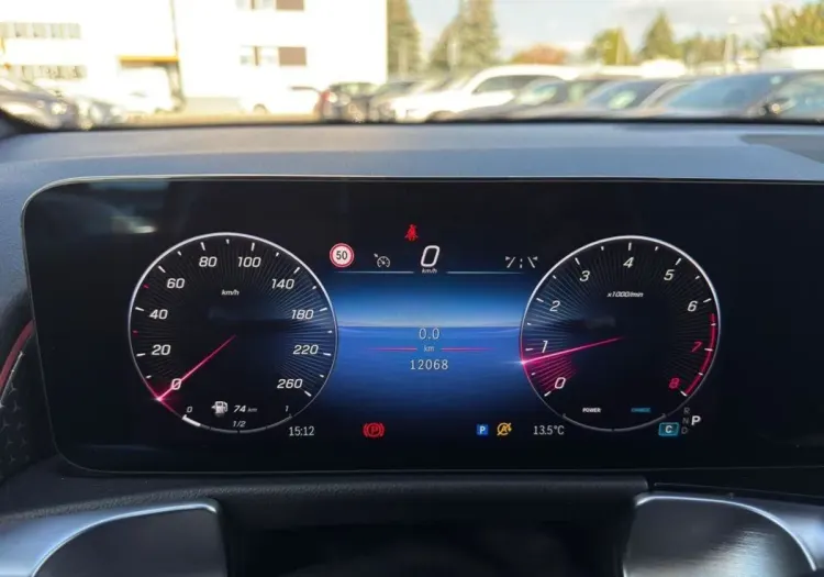 Mercedes-Benz GLB GLB 200 mHEV AMG Line 7G-DCT