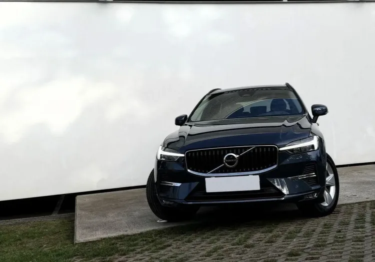 Volvo XC 60 XC 60 B5 B AWD Core aut