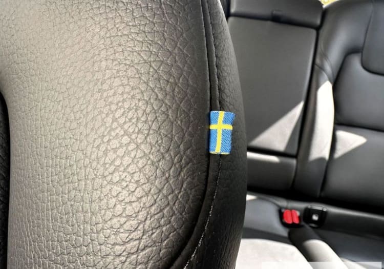 Volvo XC 60 XC 60 B4 B Plus Dark aut