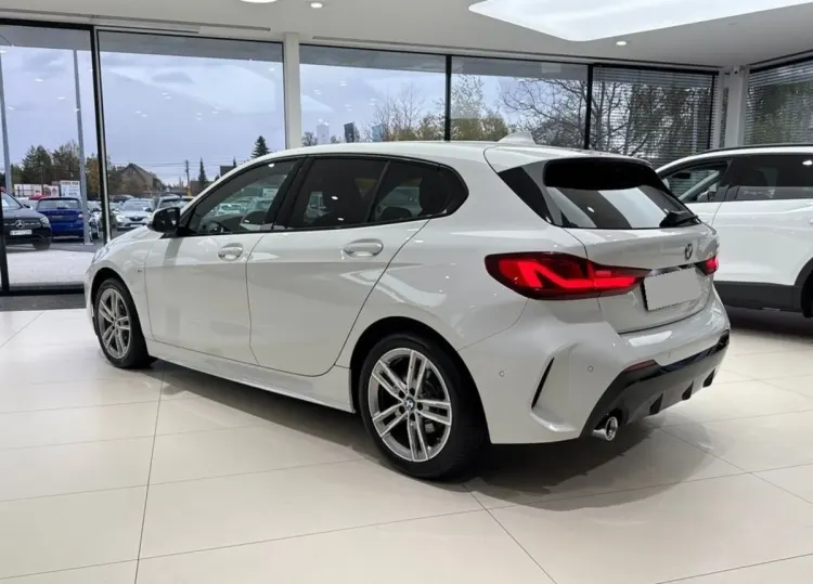 BMW Seria 1 118i M Sport aut