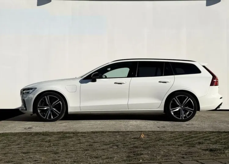 Volvo V60 V60 B5 B AWD R-Design aut