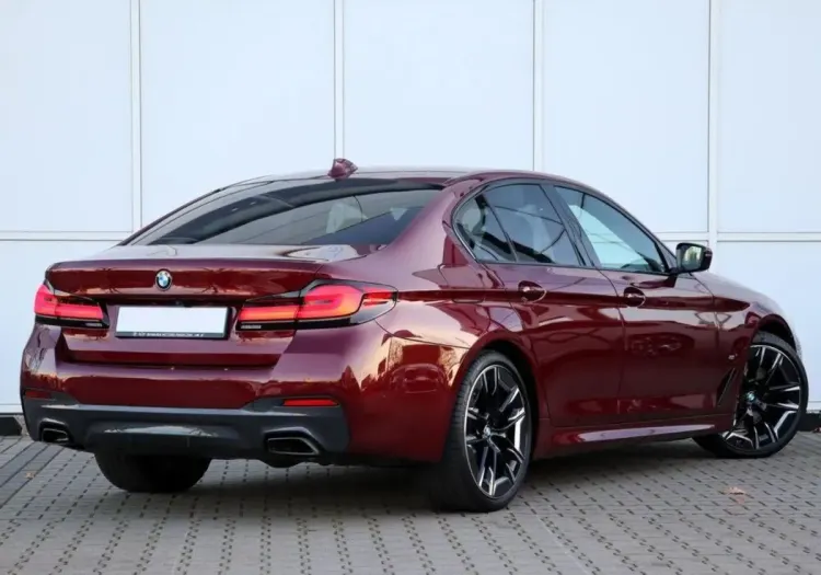 BMW Seria 5 530d xDrive mHEV aut
