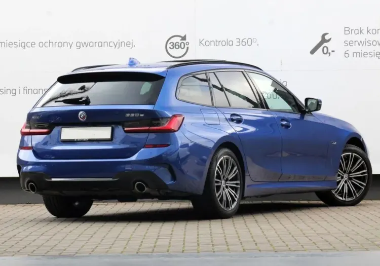 BMW Seria 3 330e xDrive M Sport sport-aut
