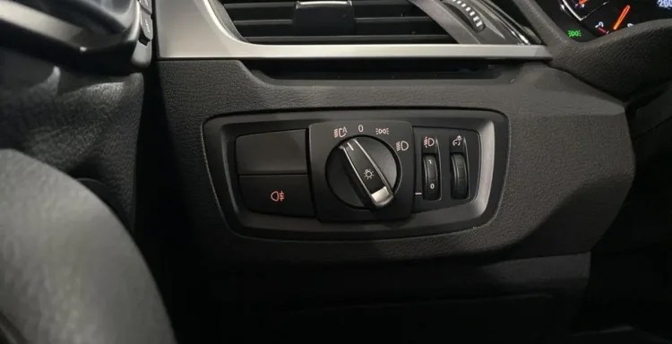 BMW X1 X1 sDrive18i Advantage aut