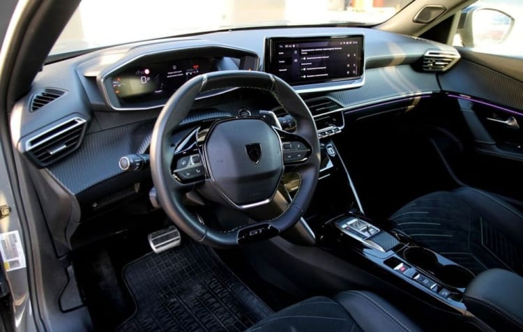 Peugeot 2008 2008 PureTech 130 GT S&S EAT8