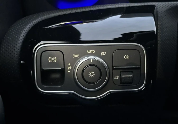 Mercedes-Benz CLA CLA 200 mHEV AMG Line 7G-DCT