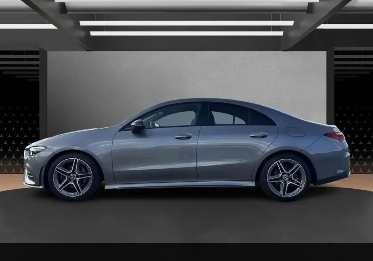 Mercedes-Benz CLA CLA 180 AMG Line 7G-DCT