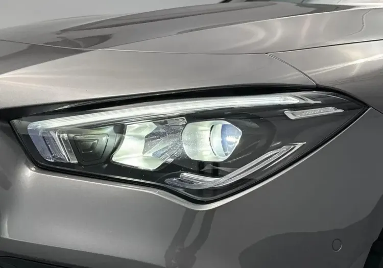 Mercedes-Benz CLA CLA 180 AMG Line 7G-DCT