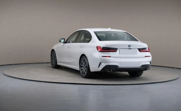 BMW Seria 3 320i M Sport sport-aut