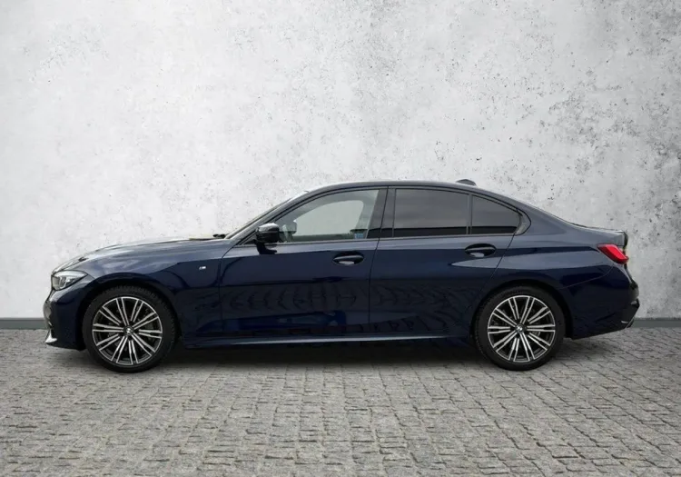 BMW Seria 3 330i xDrive M Sport sport-aut