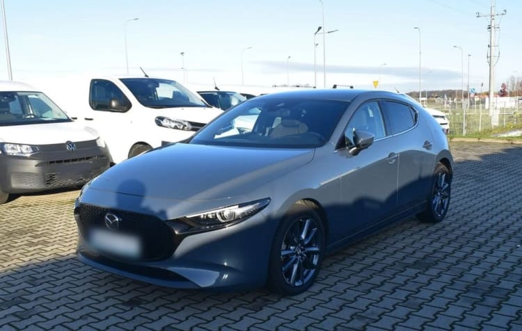 Mazda 3 3 2.0 mHEV AWD Kanjo aut