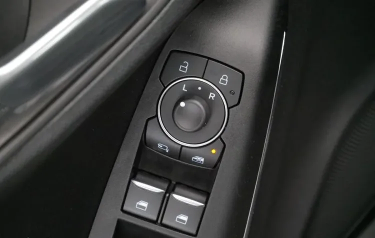 Ford Puma Puma 1.0 EcoBoost mHEV Titanium