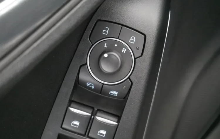 Ford Puma Puma 1.0 EcoBoost mHEV Titanium