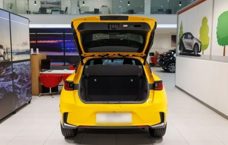 Lexus LBX LBX 1.5 Hybrid Cool