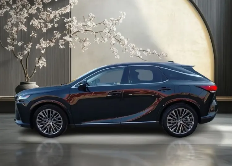 Lexus RX RX 450h+ Omotenashi