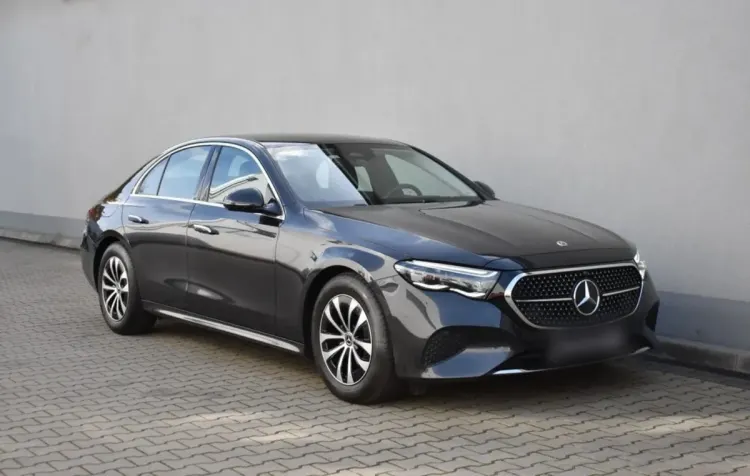 Mercedes-Benz Klasa E E 220 d mHEV Avantgarde 9G-Tronic