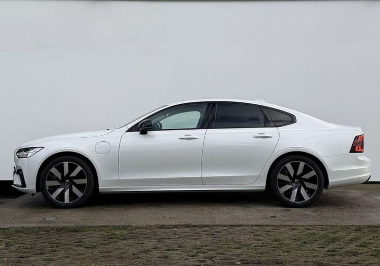 Volvo S90 S90 T8 AWD Plug-In Hybrid Plus Dark aut