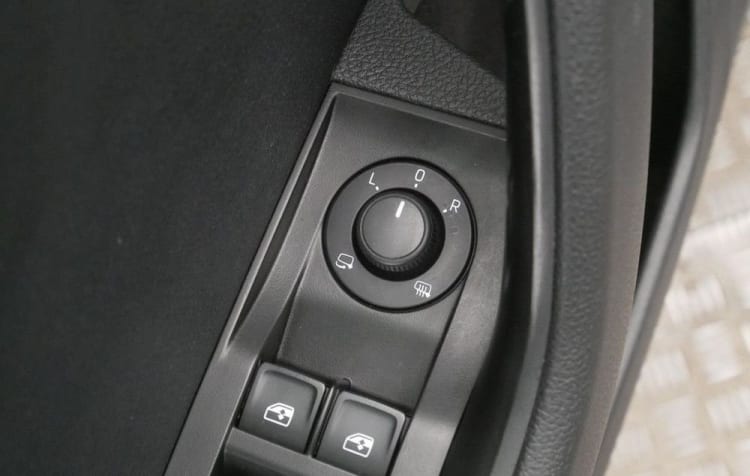 Skoda Superb Superb 2.0 TDI SCR Ambition