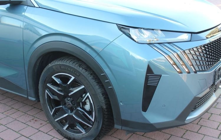 Peugeot 3008 3008 1.2 PureTech mHEV Allure S&S e-DCS6