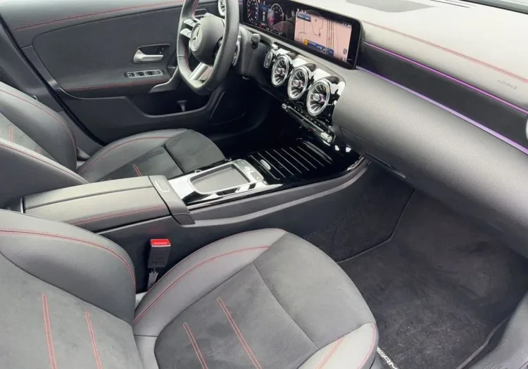 Mercedes-Benz CLA CLA 200 mHEV AMG Line 7G-DCT