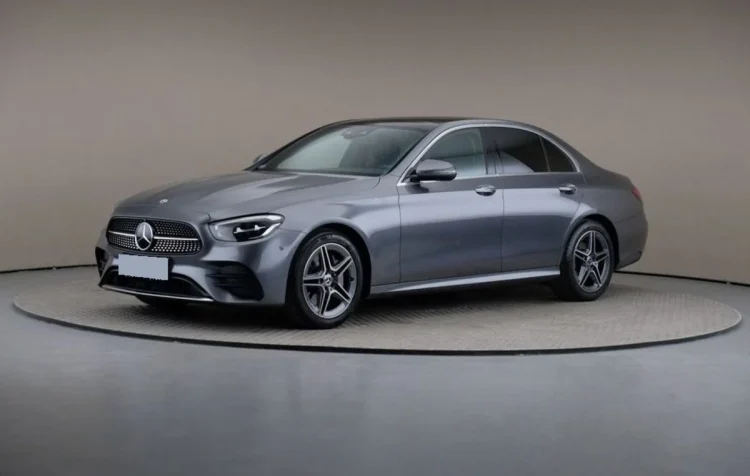 Mercedes-Benz Klasa E E 200 AMG