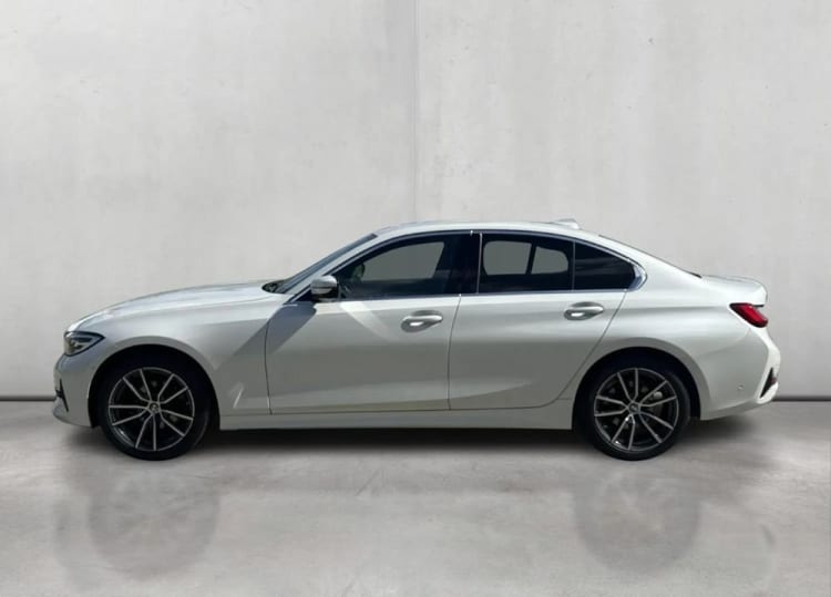BMW Seria 3 320i xDrive Luxury Line sport-aut
