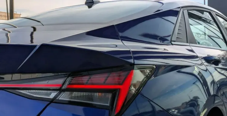 Hyundai Elantra Elantra 1.6 Smart CVT