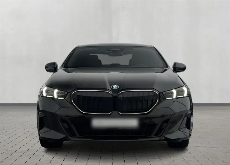 BMW Seria 5 520i mHEV M Sport aut