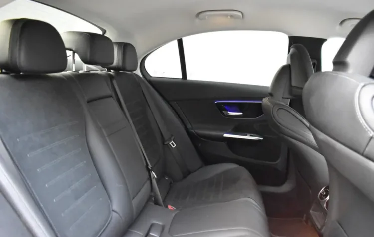 Mercedes-Benz Klasa C C 180 mHEV AMG