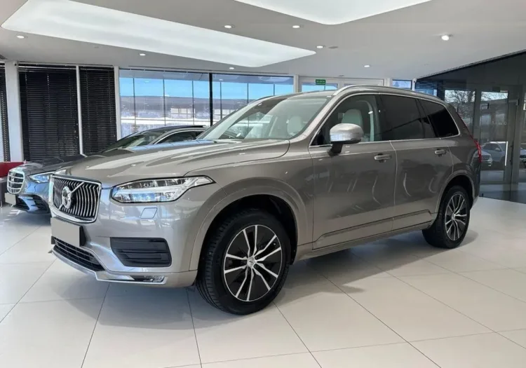 Volvo XC 90 XC 90 B5 D AWD Momentum Pro 7os aut