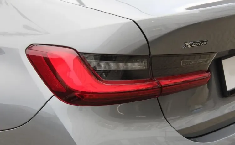 BMW Seria 3 320d xDrive mHEV aut