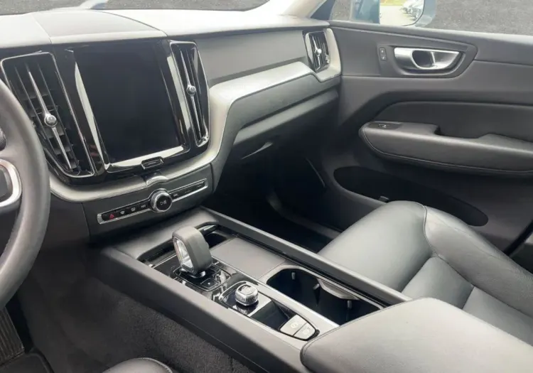 Volvo XC 60 XC 60 B4 B Core aut